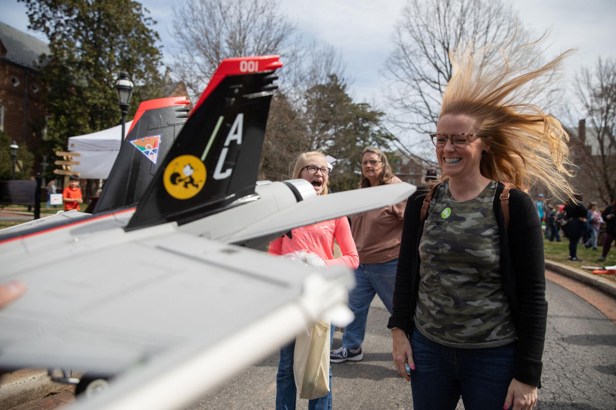 randolph-college-scif里面-worlds-fastest-hair-dryer